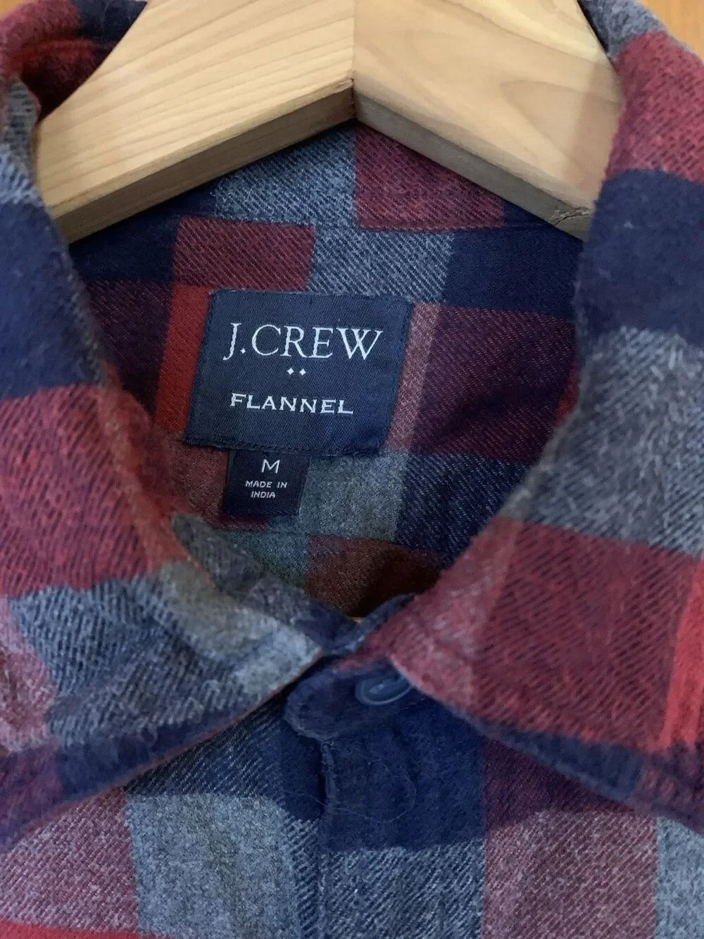 J. Crew Flannel Men’s Button Up Plaid Shirt Sz Medium Cabincore *Note